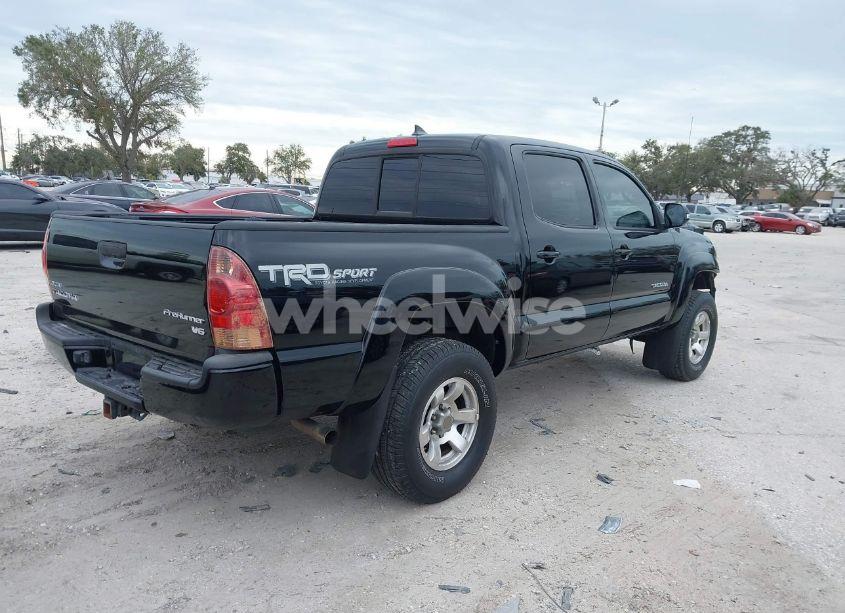 Photo 4 of 2015 Toyota Tacoma DOUBLE CAB PRERUNNER (VIN 5TFJU4GNXFX067366)