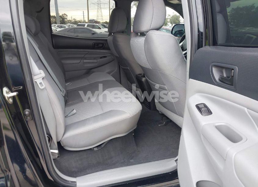 Photo 8 of 2015 Toyota Tacoma DOUBLE CAB PRERUNNER (VIN 5TFJU4GNXFX067366)