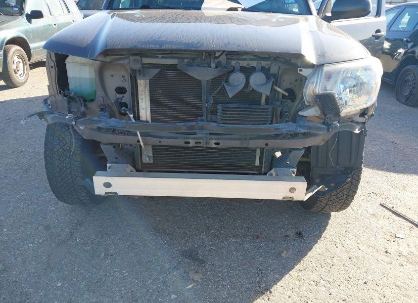 Photo 6 of 2015 Toyota Tacoma PRERUNNER V6 (VIN 5TFJU4GNXFX079677)