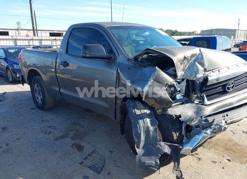 2007 Toyota Tundra BASE V6 (VIN 5TFJU521X7X002464) main photo