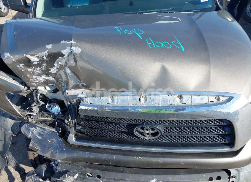 Photo 10 of 2007 Toyota Tundra BASE V6 (VIN 5TFJU521X7X002464)