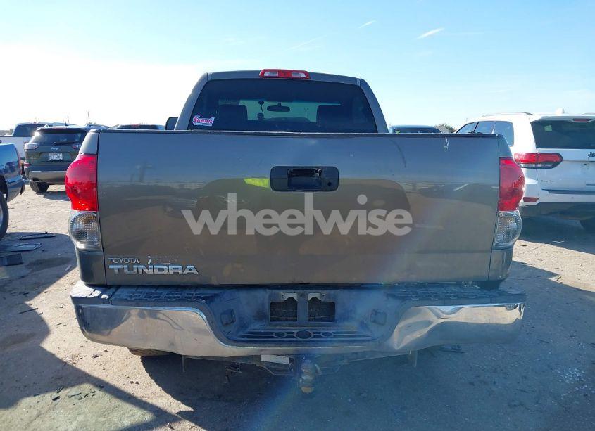 Photo 16 of 2007 Toyota Tundra BASE V6 (VIN 5TFJU521X7X002464)