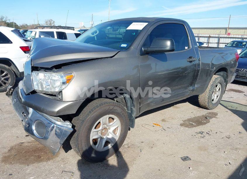 Photo 2 of 2007 Toyota Tundra BASE V6 (VIN 5TFJU521X7X002464)