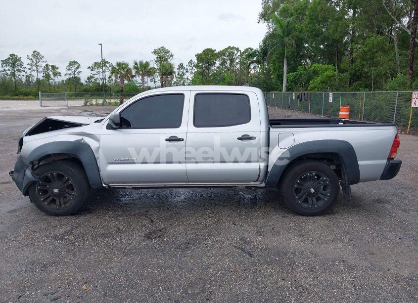 Photo 14 of 2012 Toyota Tacoma N/A (VIN 5TFJX4CN4CX016017)