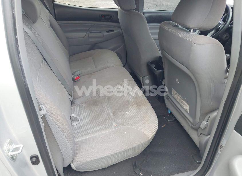 Photo 8 of 2012 Toyota Tacoma N/A (VIN 5TFJX4CN4CX016017)