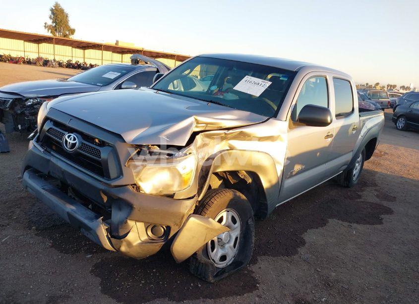Photo 6 of 2015 Toyota Tacoma (VIN 5TFJX4CN8FX064477)