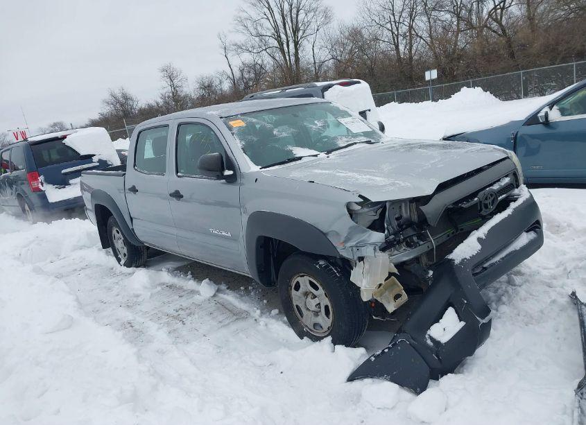 2014 Toyota Tacoma (VIN 5TFJX4CNXEX044536) main photo