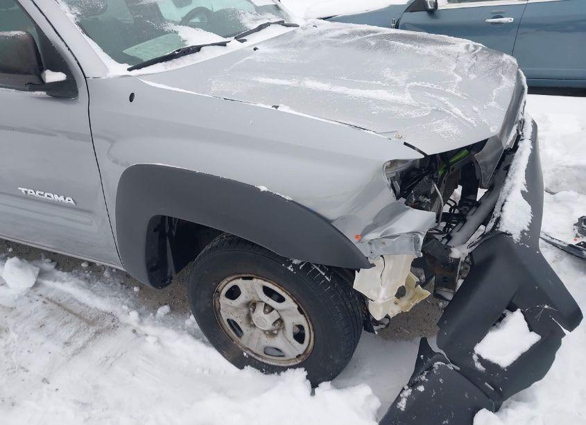 Photo 17 of 2014 Toyota Tacoma (VIN 5TFJX4CNXEX044536)