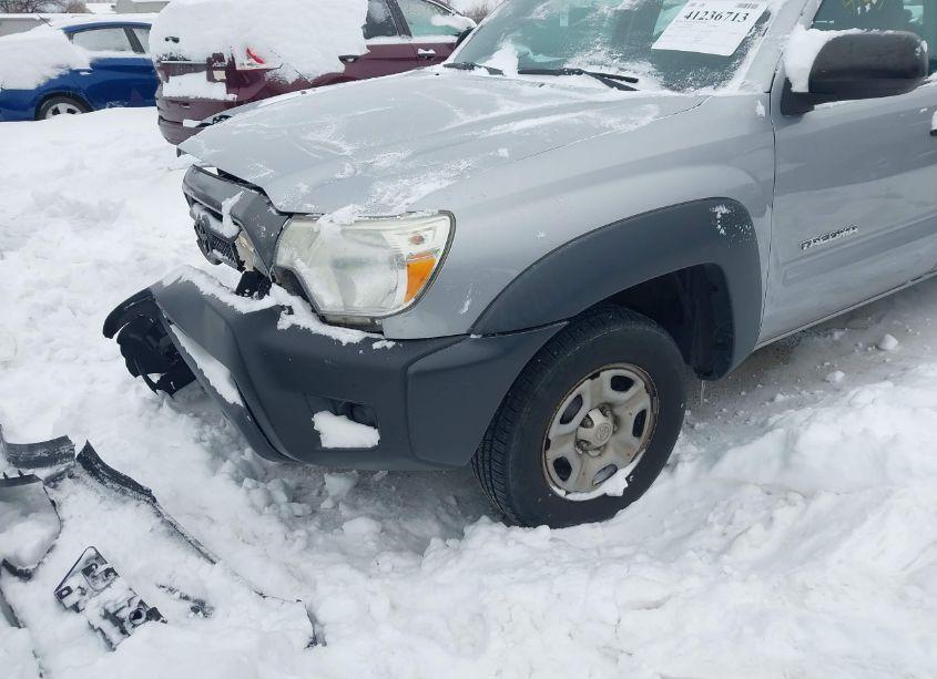 Photo 18 of 2014 Toyota Tacoma (VIN 5TFJX4CNXEX044536)