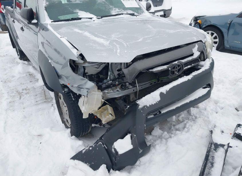 Photo 6 of 2014 Toyota Tacoma (VIN 5TFJX4CNXEX044536)