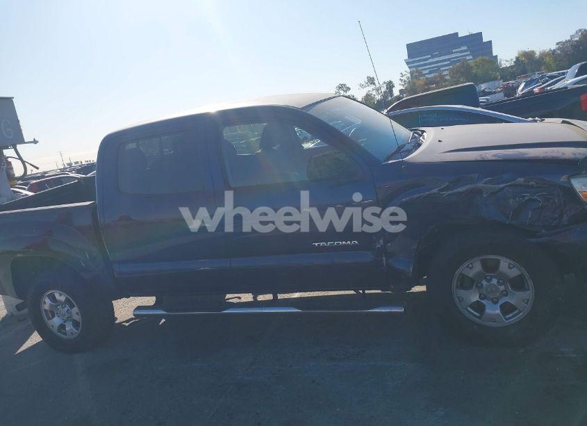 Photo 13 of 2013 Toyota Tacoma DOUBLE CAB (VIN 5TFJX4GN0DX018780)