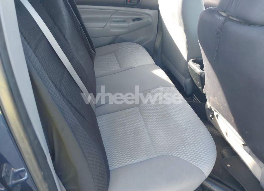 Photo 8 of 2013 Toyota Tacoma DOUBLE CAB (VIN 5TFJX4GN0DX018780)