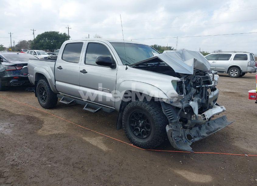 2014 Toyota Tacoma PRERUNNER (VIN 5TFJX4GN0EX034852) main photo
