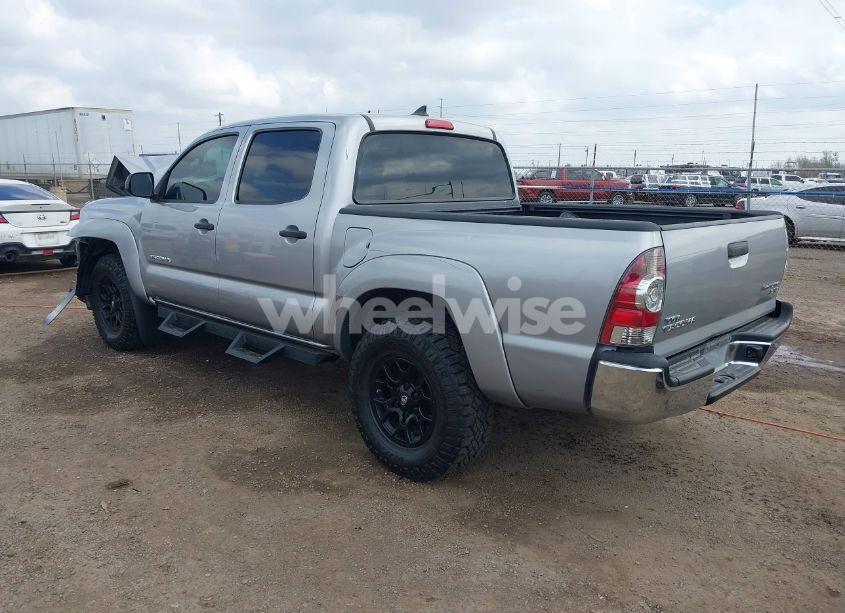 Photo 3 of 2014 Toyota Tacoma PRERUNNER (VIN 5TFJX4GN0EX034852)