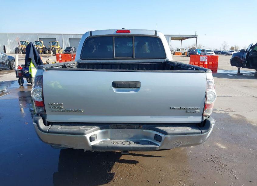 Photo 17 of 2011 Toyota Tacoma DOUBLE CAB (VIN 5TFJX4GN1BX002004)