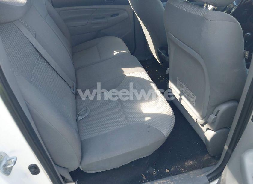 Photo 8 of 2013 Toyota Tacoma PRERUNNER (VIN 5TFJX4GN1DX015273)