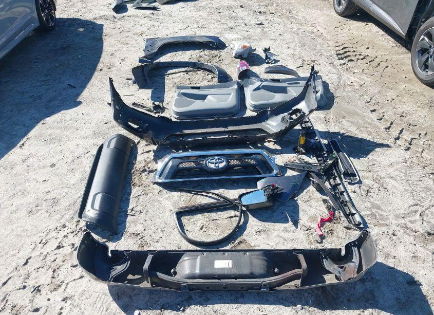Photo 12 of 2014 Toyota Tacoma PRERUNNER (VIN 5TFJX4GN1EX034147)