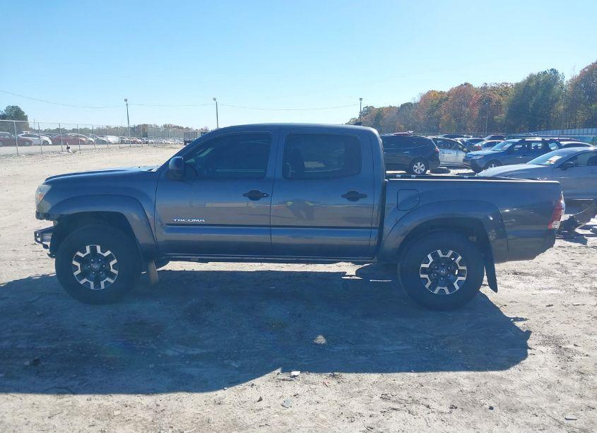 Photo 15 of 2014 Toyota Tacoma PRERUNNER (VIN 5TFJX4GN1EX034147)