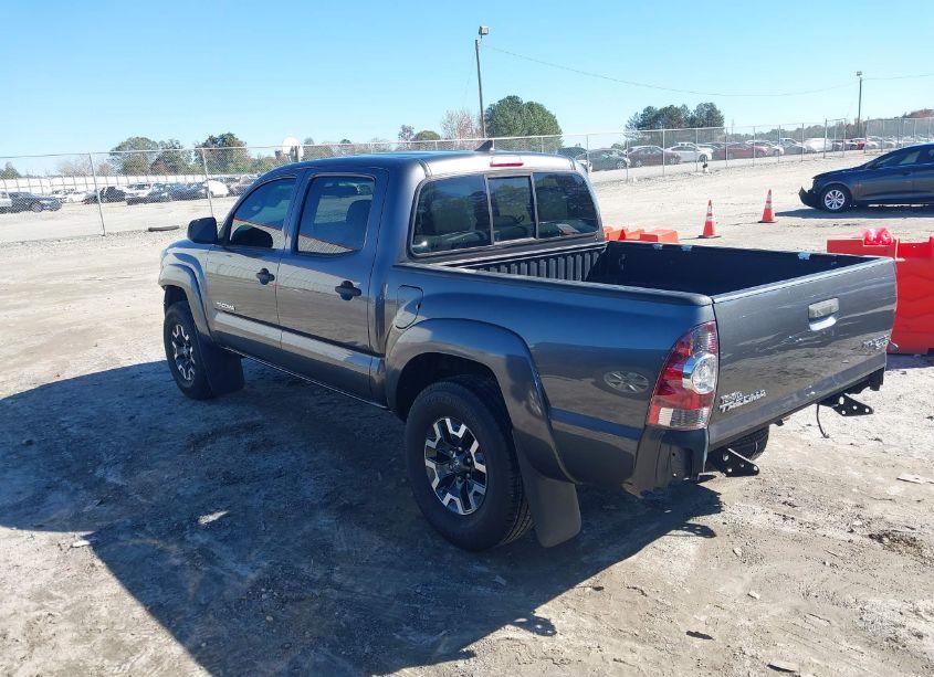 Photo 3 of 2014 Toyota Tacoma PRERUNNER (VIN 5TFJX4GN1EX034147)