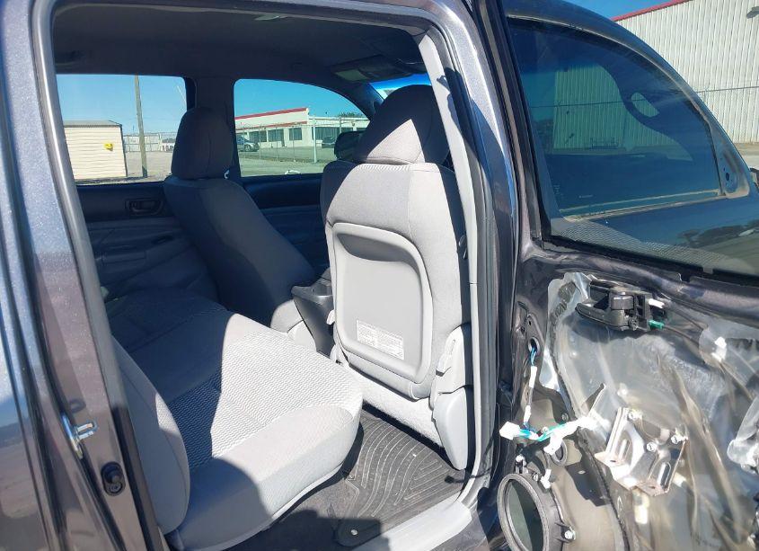 Photo 8 of 2014 Toyota Tacoma PRERUNNER (VIN 5TFJX4GN1EX034147)