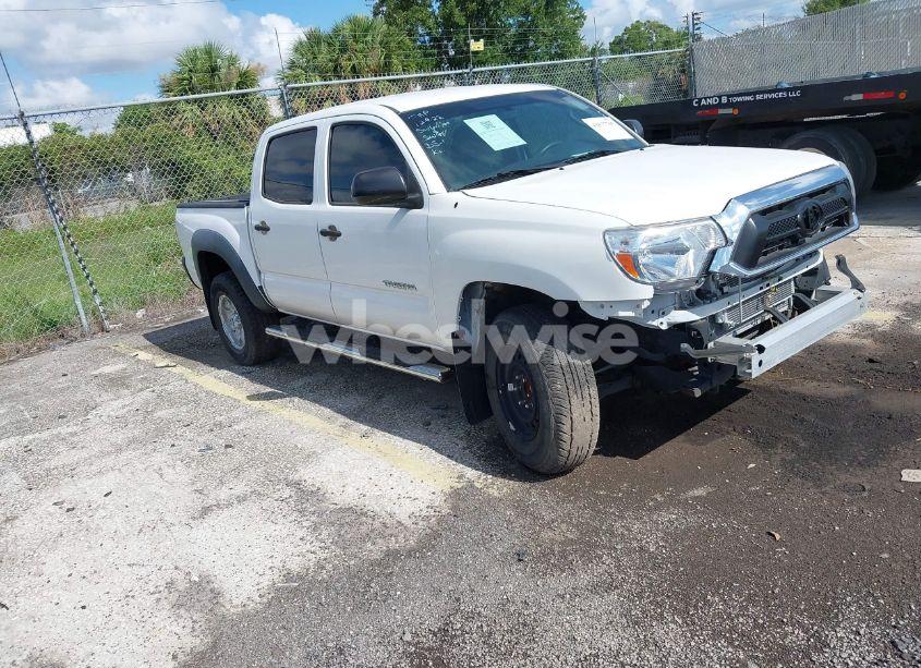 2015 Toyota Tacoma PRERUNNER (VIN 5TFJX4GN1FX037972) main photo