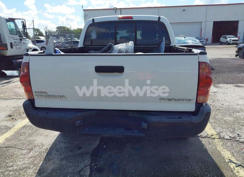 Photo 16 of 2015 Toyota Tacoma PRERUNNER (VIN 5TFJX4GN1FX037972)