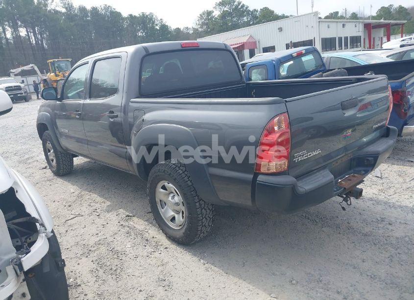 Photo 3 of 2015 Toyota Tacoma PRERUNNER (VIN 5TFJX4GN1FX046509)