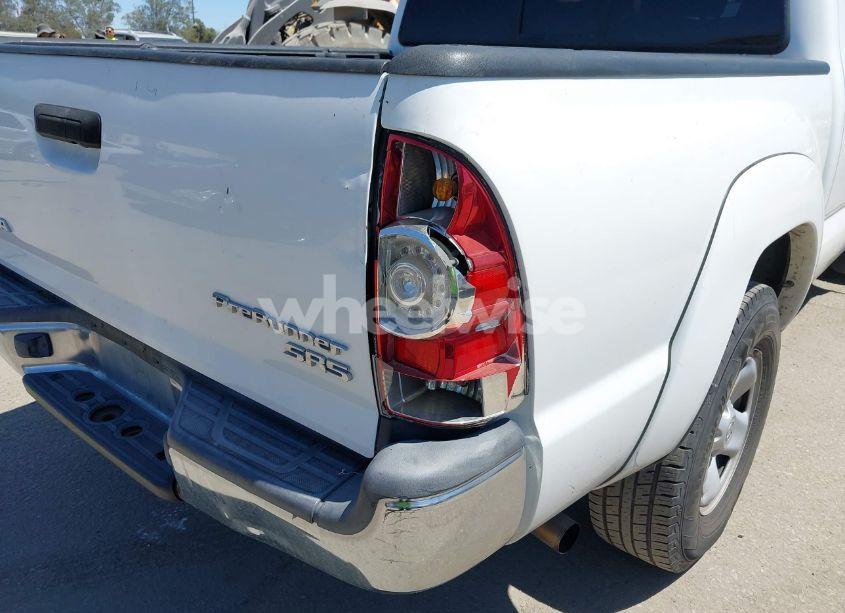 Photo 6 of 2015 Toyota Tacoma PRERUNNER (VIN 5TFJX4GN2FX040198)