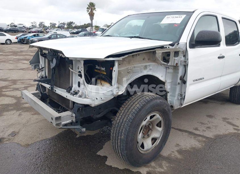 Photo 6 of 2014 Toyota Tacoma PRERUNNER (VIN 5TFJX4GN3EX036515)