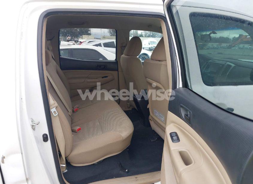 Photo 8 of 2014 Toyota Tacoma PRERUNNER (VIN 5TFJX4GN3EX036515)