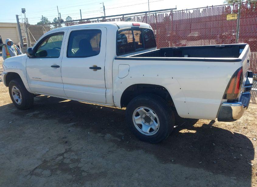 Photo 3 of 2012 Toyota Tacoma DOUBLE CAB (VIN 5TFJX4GN4CX008798)