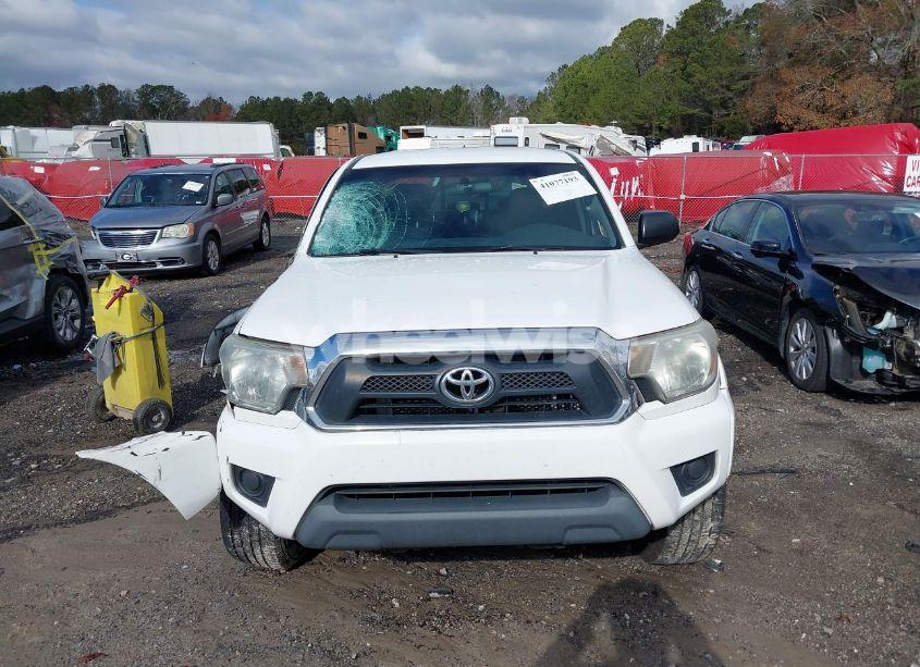 Photo 12 of 2015 Toyota Tacoma PRERUNNER (VIN 5TFJX4GN4FX042325)