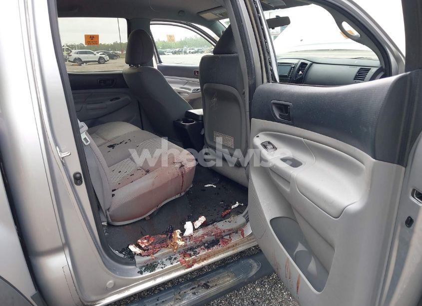Photo 6 of 2015 Toyota Tacoma PRERUNNER (VIN 5TFJX4GN4FX047900)