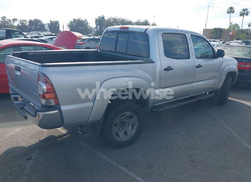 Photo 4 of 2011 Toyota Tacoma DOUBLE CAB (VIN 5TFJX4GN5BX001759)