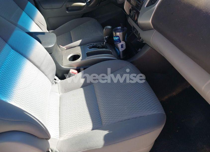 Photo 5 of 2015 Toyota Tacoma PRERUNNER (VIN 5TFJX4GN5FX045654)