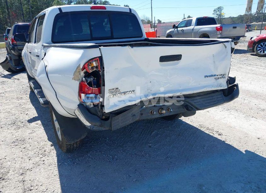Photo 6 of 2015 Toyota Tacoma PRERUNNER (VIN 5TFJX4GN5FX045654)