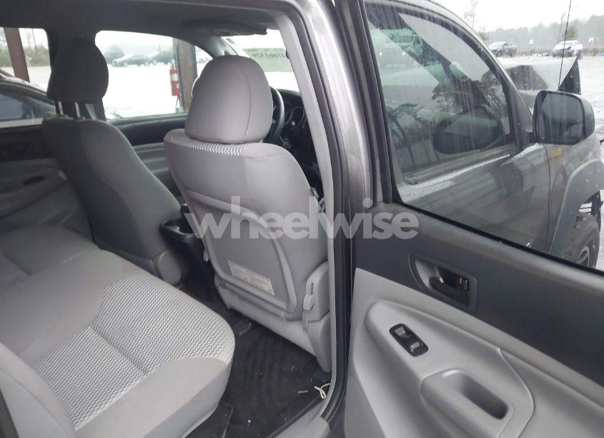 Photo 8 of 2014 Toyota Tacoma PRERUNNER (VIN 5TFJX4GN6EX036184)