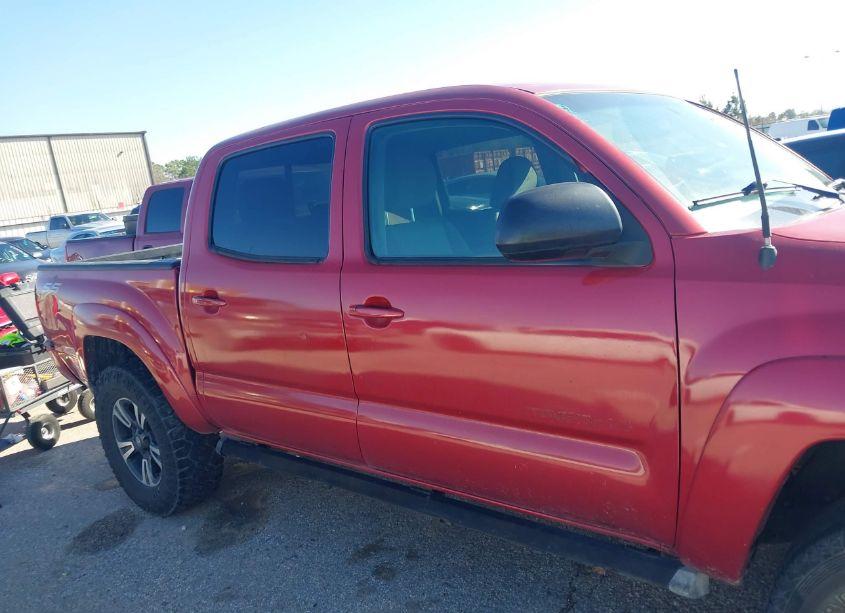 Photo 13 of 2013 Toyota Tacoma PRERUNNER (VIN 5TFJX4GN7DX021580)