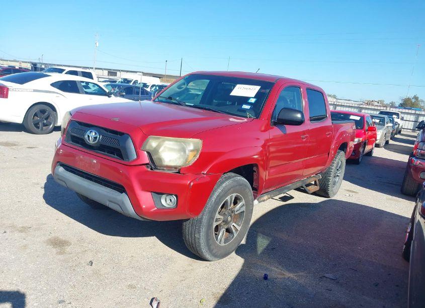 Photo 2 of 2013 Toyota Tacoma PRERUNNER (VIN 5TFJX4GN7DX021580)