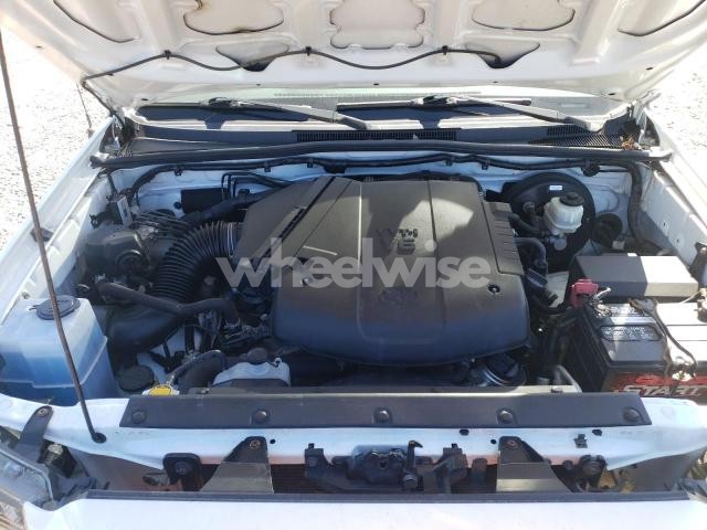 Photo 5 of 2015 TOYOTA TACOMA DOUBLE CAB LONG BED (VIN 5TFJX4GN7FX042707)