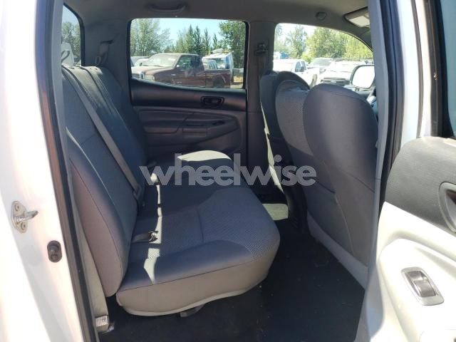 Photo 7 of 2015 TOYOTA TACOMA DOUBLE CAB LONG BED (VIN 5TFJX4GN7FX042707)