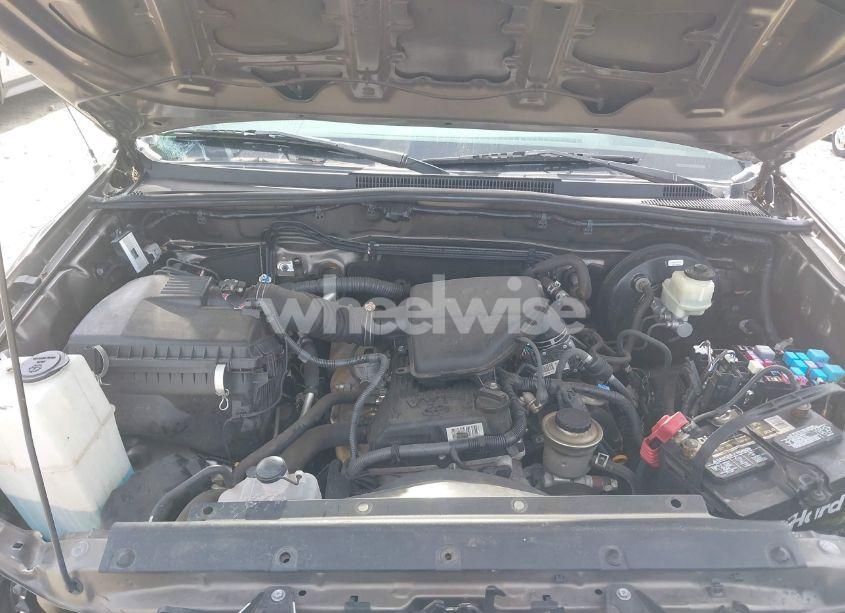 Photo 10 of 2015 Toyota Tacoma PRERUNNER (VIN 5TFJX4GN7FX043923)