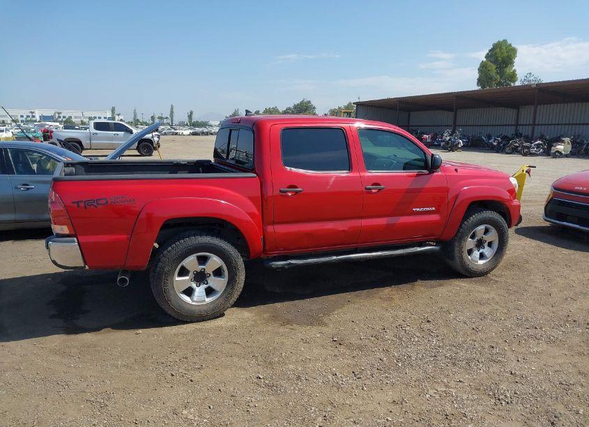 Photo 13 of 2014 Toyota Tacoma PRERUNNER (VIN 5TFJX4GN8EX027910)