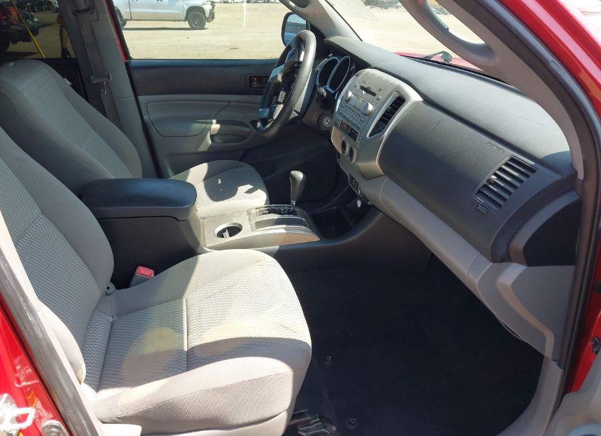 Photo 5 of 2014 Toyota Tacoma PRERUNNER (VIN 5TFJX4GN8EX027910)