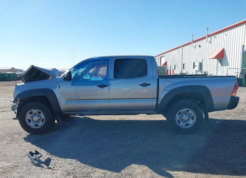 Photo 14 of 2015 Toyota Tacoma PRERUNNER (VIN 5TFJX4GN8FX045437)
