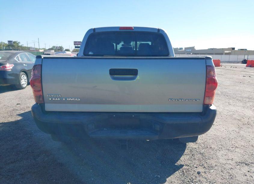 Photo 16 of 2015 Toyota Tacoma PRERUNNER (VIN 5TFJX4GN8FX045437)