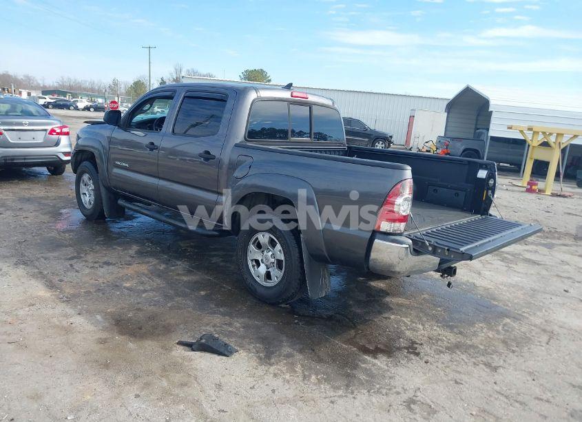 Photo 3 of 2015 Toyota Tacoma DOUBLE CAB PRERUNNER (VIN 5TFJX4GN9FX039498)