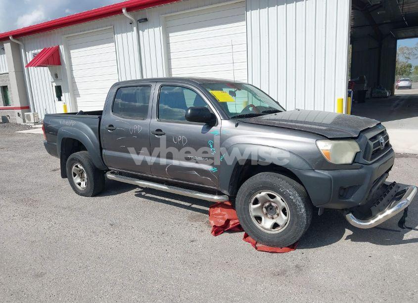 Photo 14 of 2015 Toyota Tacoma PRERUNNER (VIN 5TFJX4GN9FX040960)