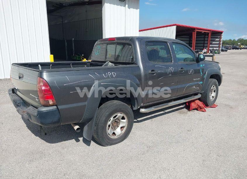 Photo 4 of 2015 Toyota Tacoma PRERUNNER (VIN 5TFJX4GN9FX040960)