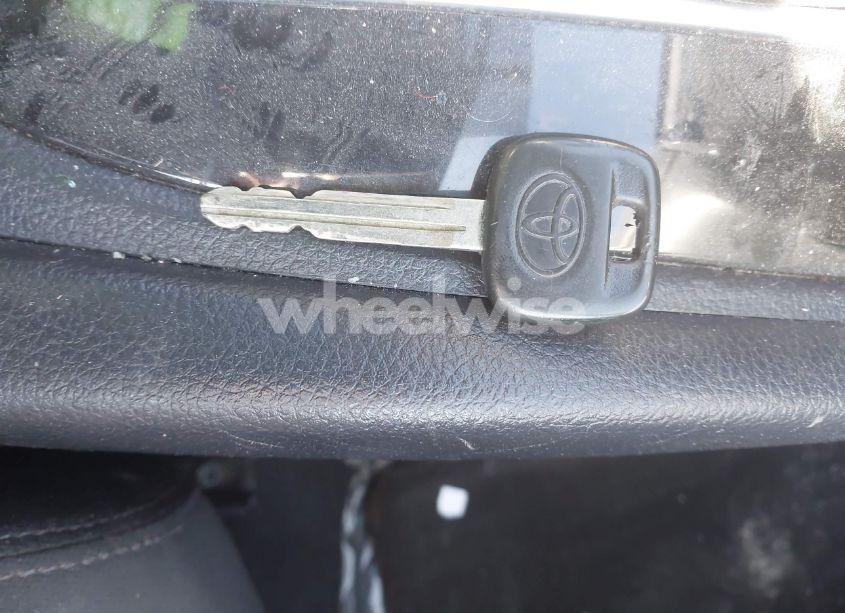 Photo 11 of 2011 Toyota Tacoma DOUBLE CAB (VIN 5TFJX4GNXBX002051)